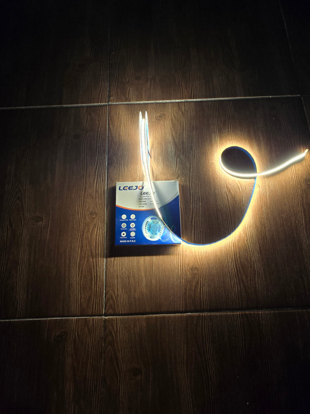 ریسه ال ای دی (LED) نواری لیجو مدل 2835 تراکم 240 – نور نچرال (4000K) رول 5 متری